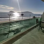 Hermoso Y Moderno Departamento Frente Al Malecon Con Preciosa Vista Al Mar