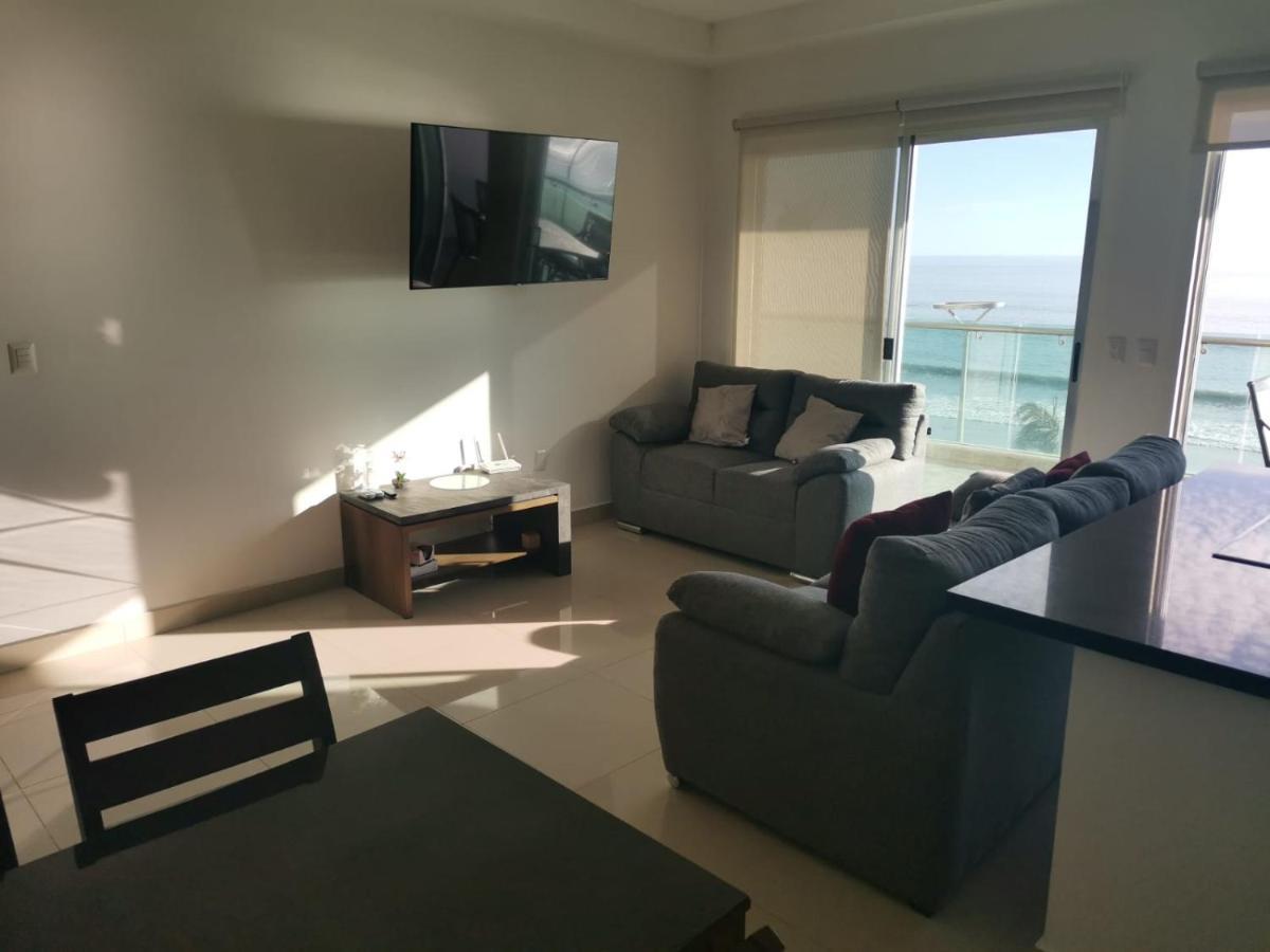 Hermoso Y Moderno Departamento Frente Al Malecon Con Preciosa Vista Al Mar * Mazatlan