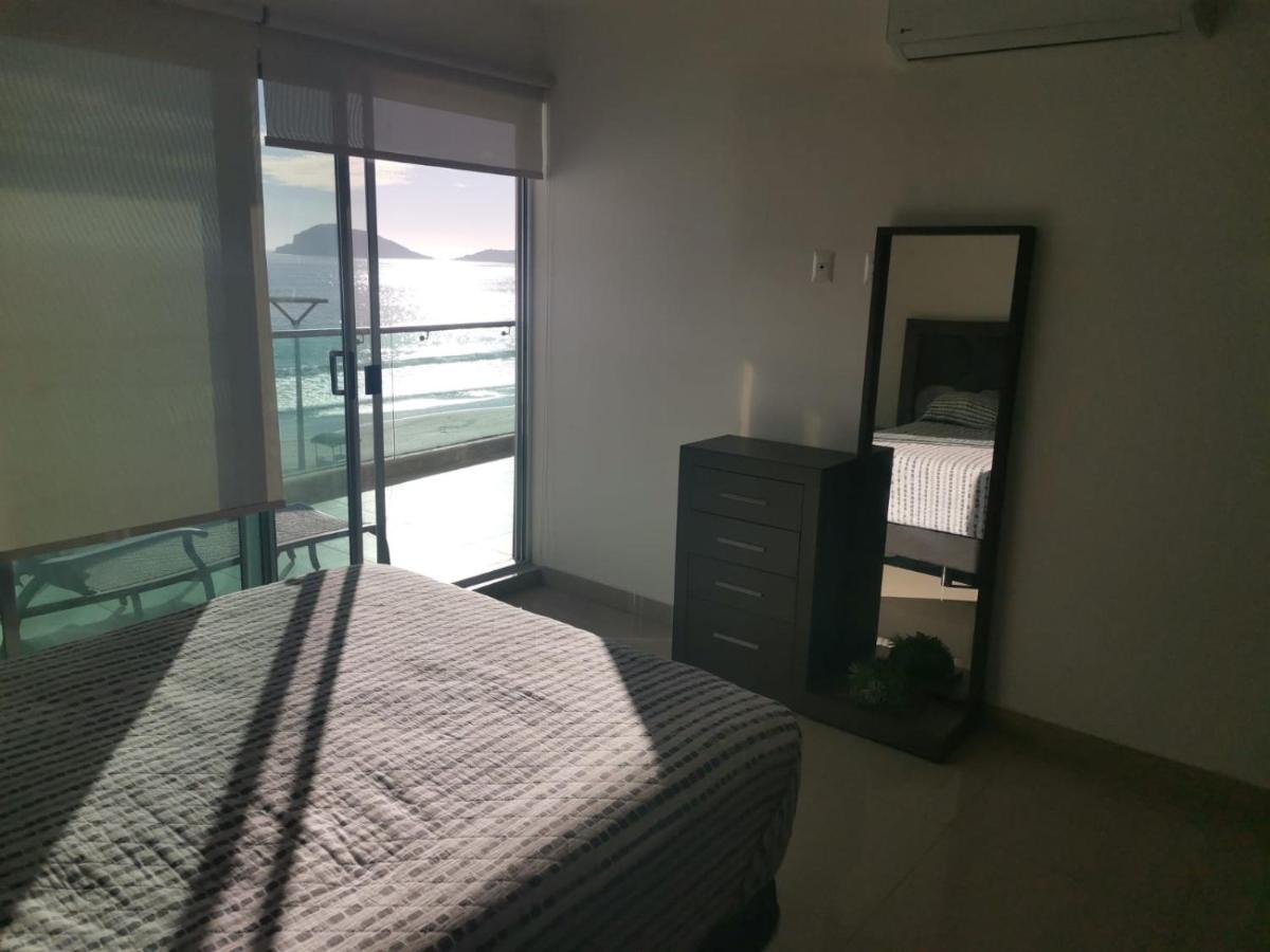 Hermoso Y Moderno Departamento Frente Al Malecon Con Preciosa Vista Al Mar Apartment *